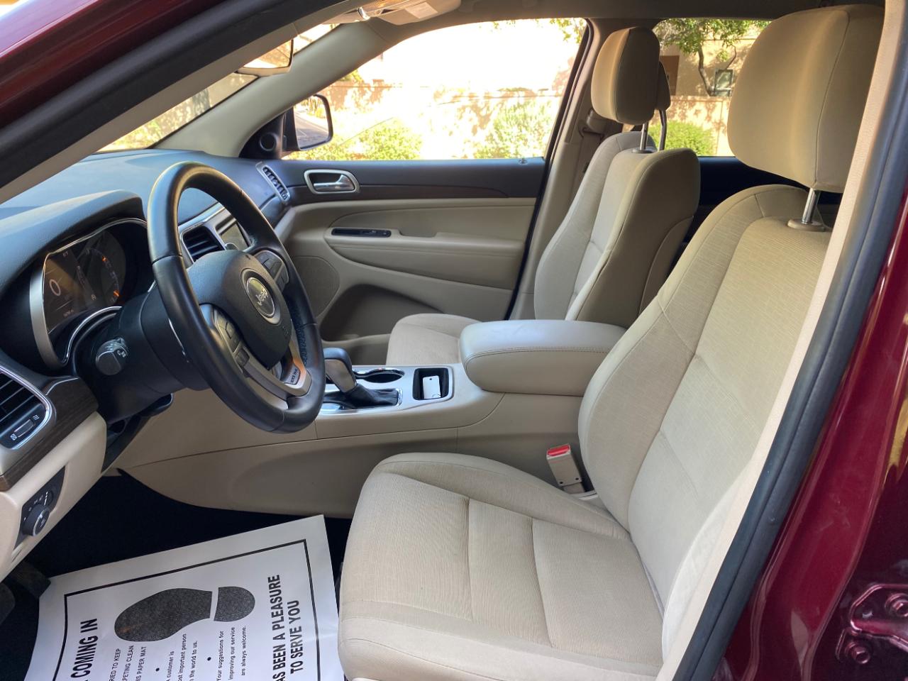 Jeep Grand Cherokee RWD 4dr Laredo 2016