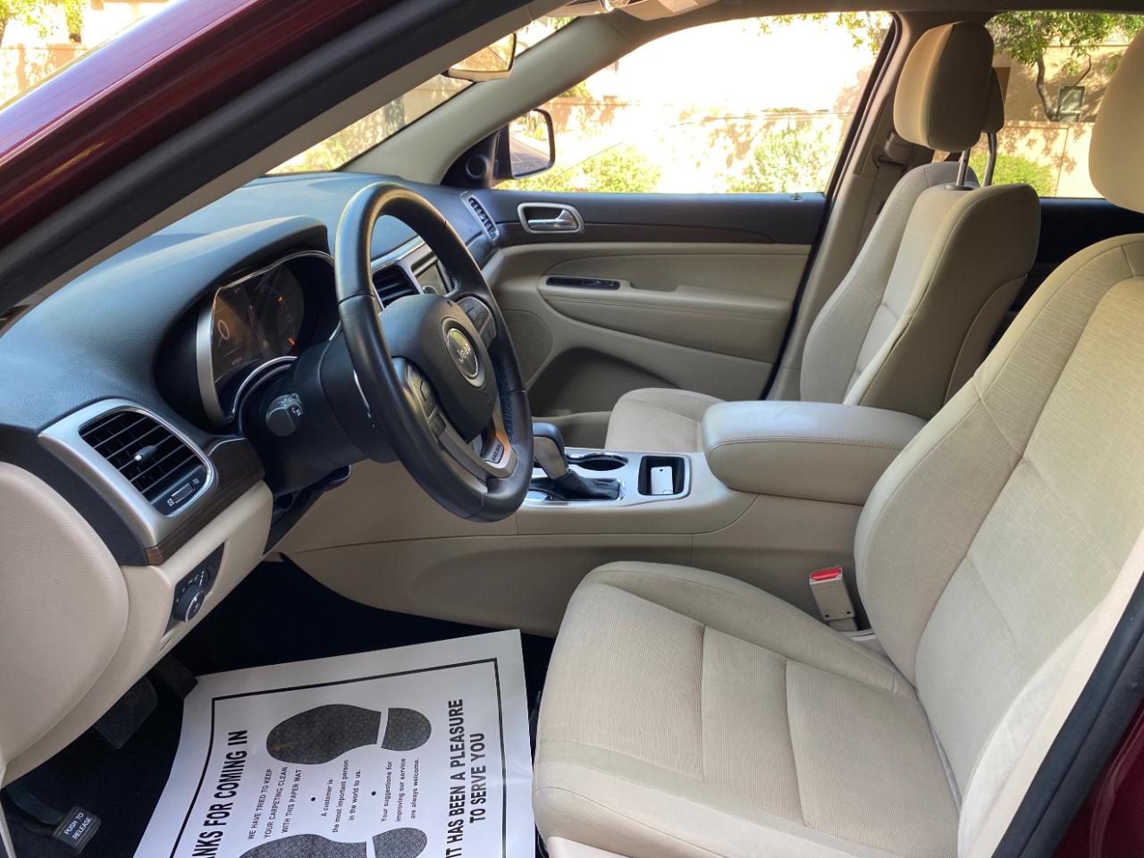 Jeep Grand Cherokee RWD 4dr Laredo 2016