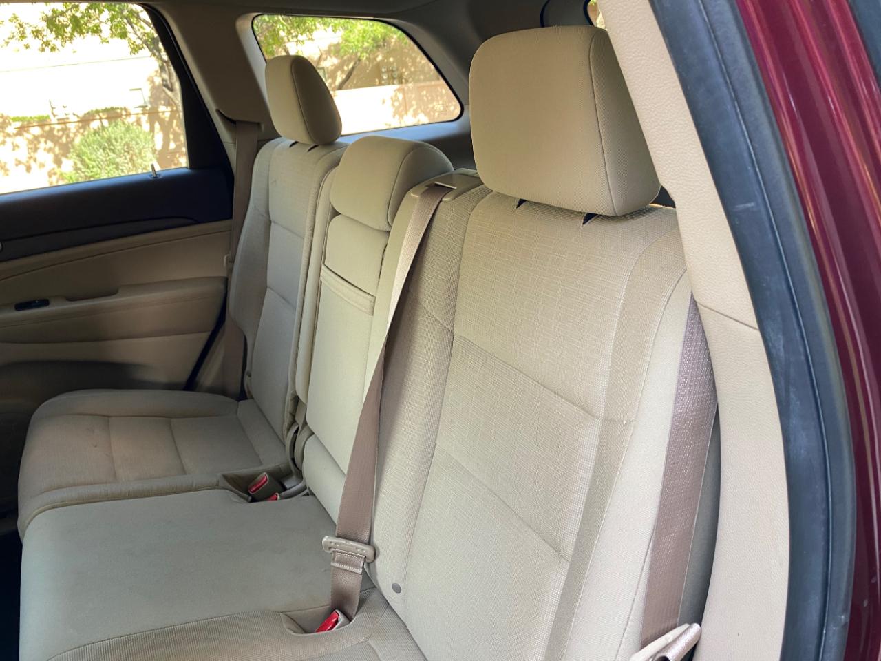 Jeep Grand Cherokee RWD 4dr Laredo 2016