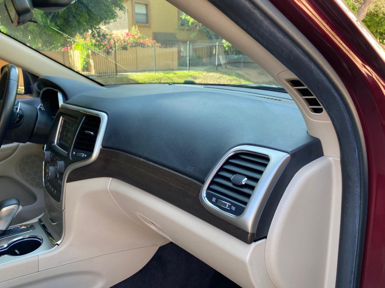 Jeep Grand Cherokee RWD 4dr Laredo 2016