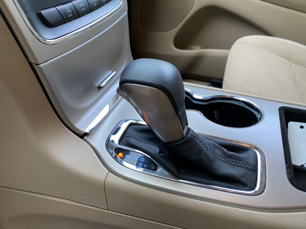 Jeep Grand Cherokee RWD 4dr Laredo 2016