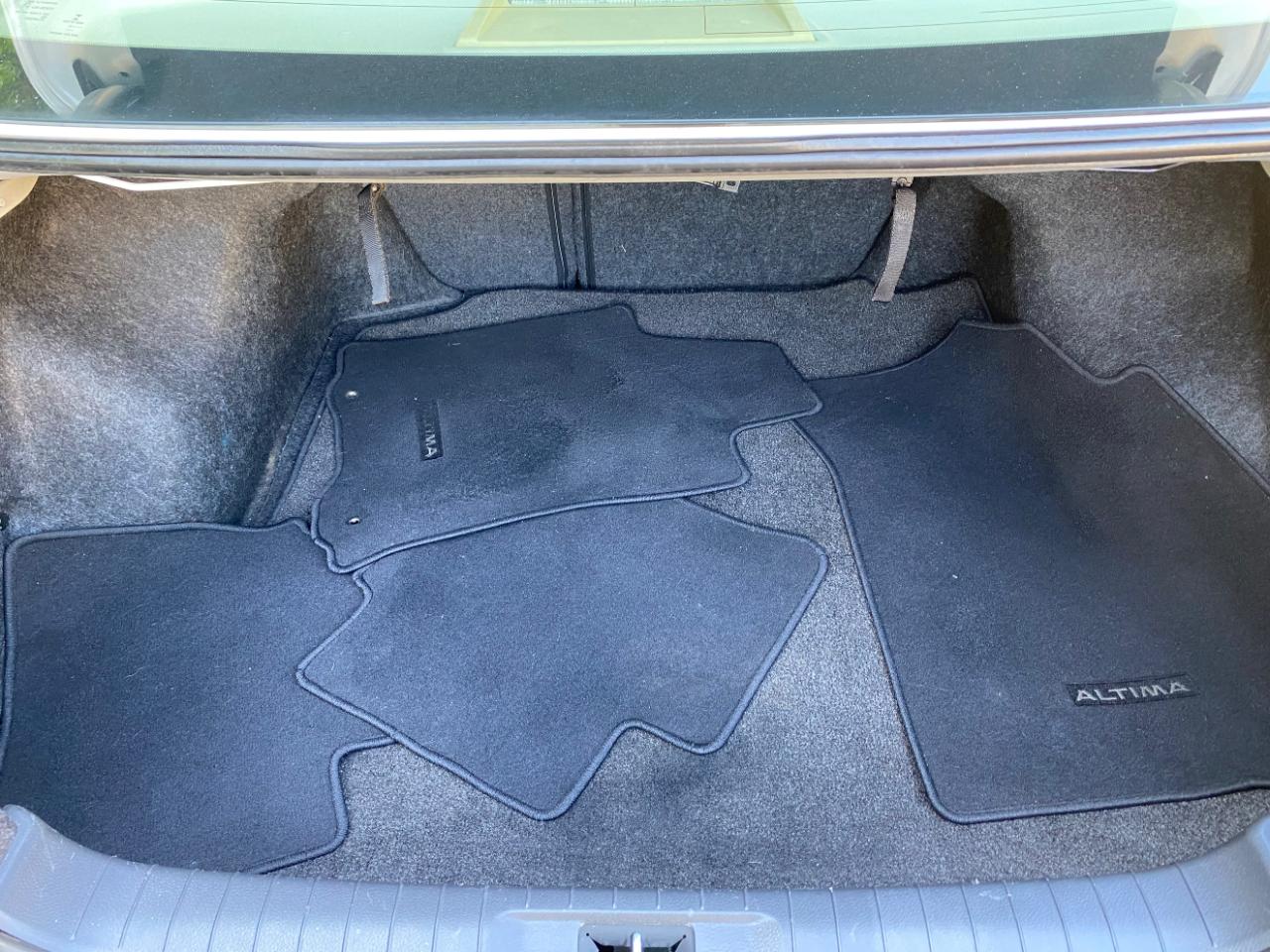 Nissan Altima 4dr Sdn I4 2.5 SV 2015