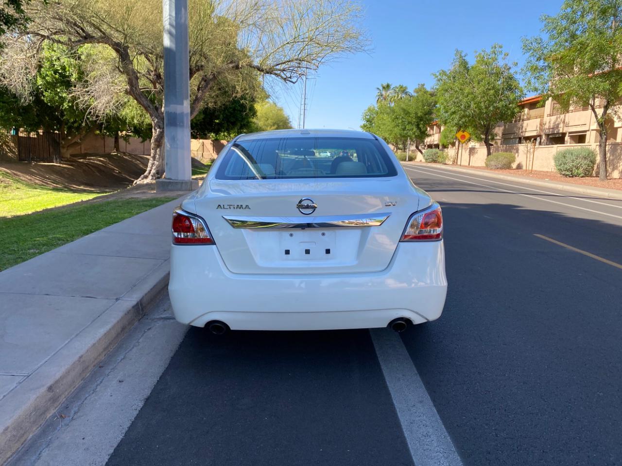 Nissan Altima 4dr Sdn I4 2.5 SV 2015