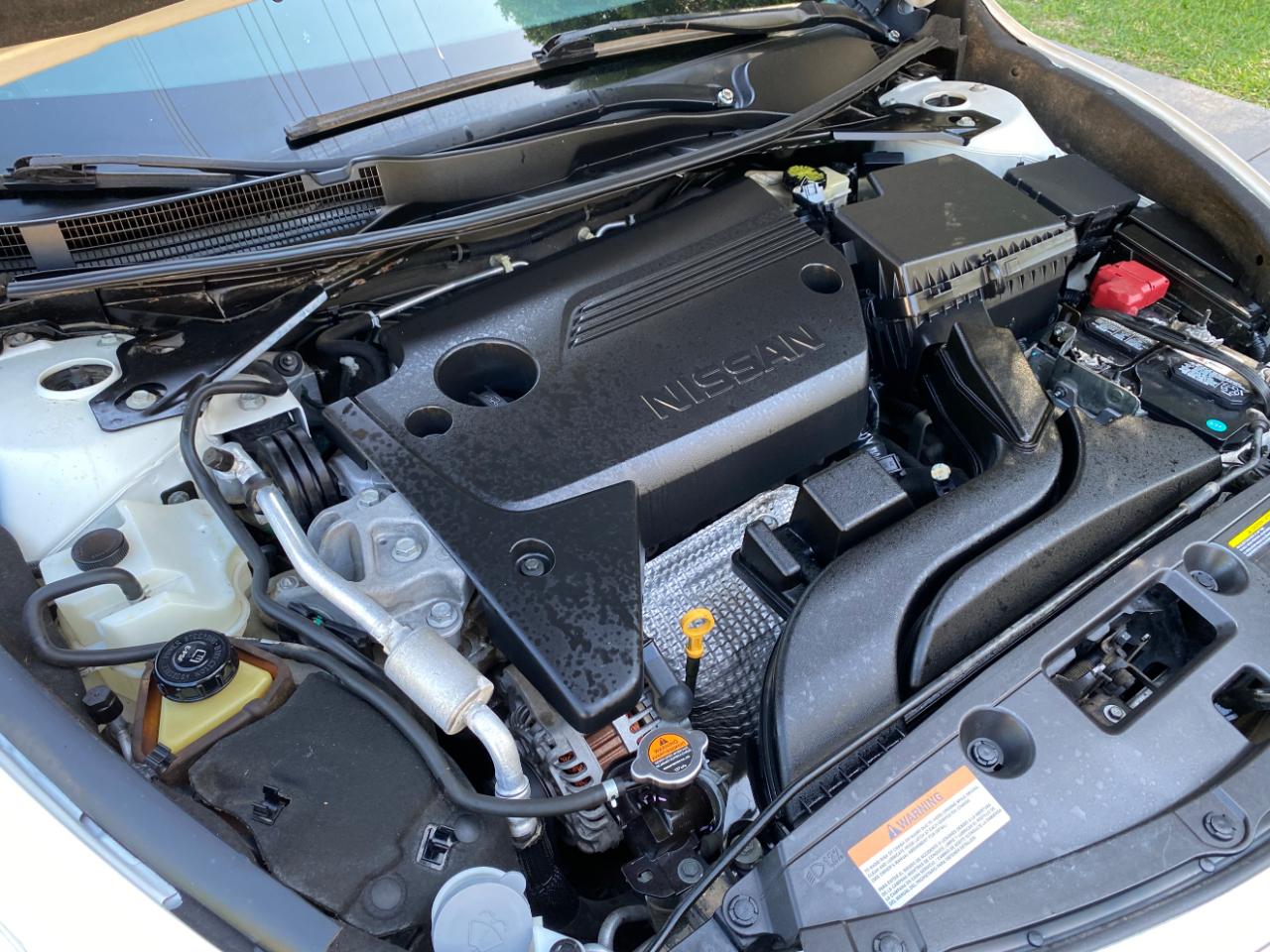 Nissan Altima 4dr Sdn I4 2.5 SV 2015