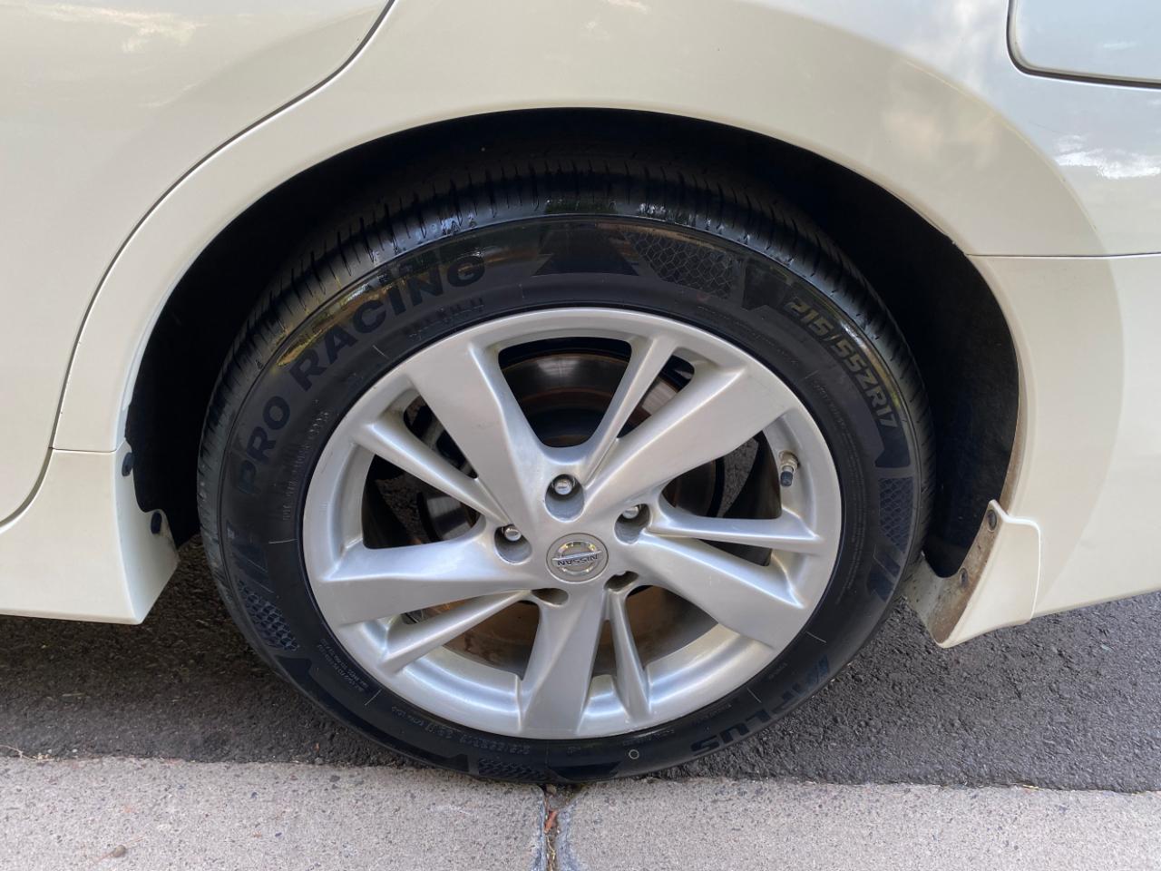 Nissan Altima 4dr Sdn I4 2.5 SV 2015