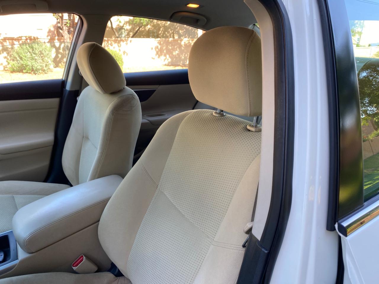 Nissan Altima 4dr Sdn I4 2.5 SV 2015