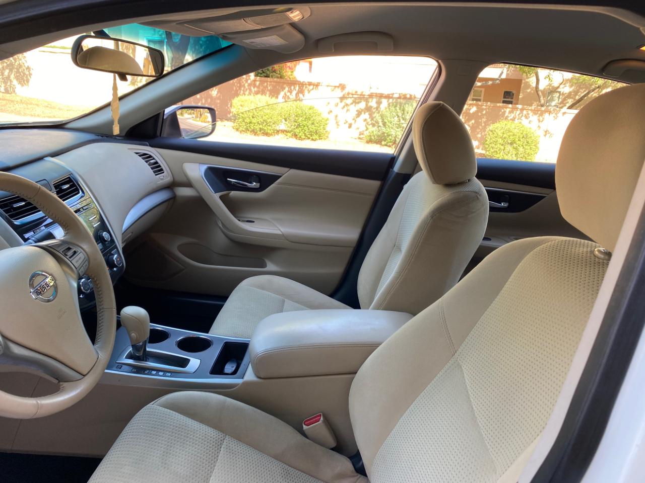 Nissan Altima 4dr Sdn I4 2.5 SV 2015