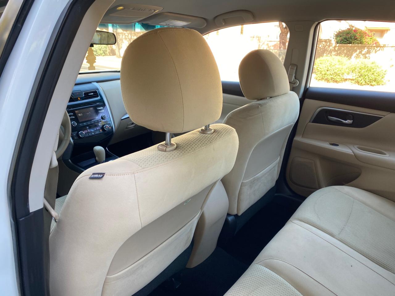 Nissan Altima 4dr Sdn I4 2.5 SV 2015