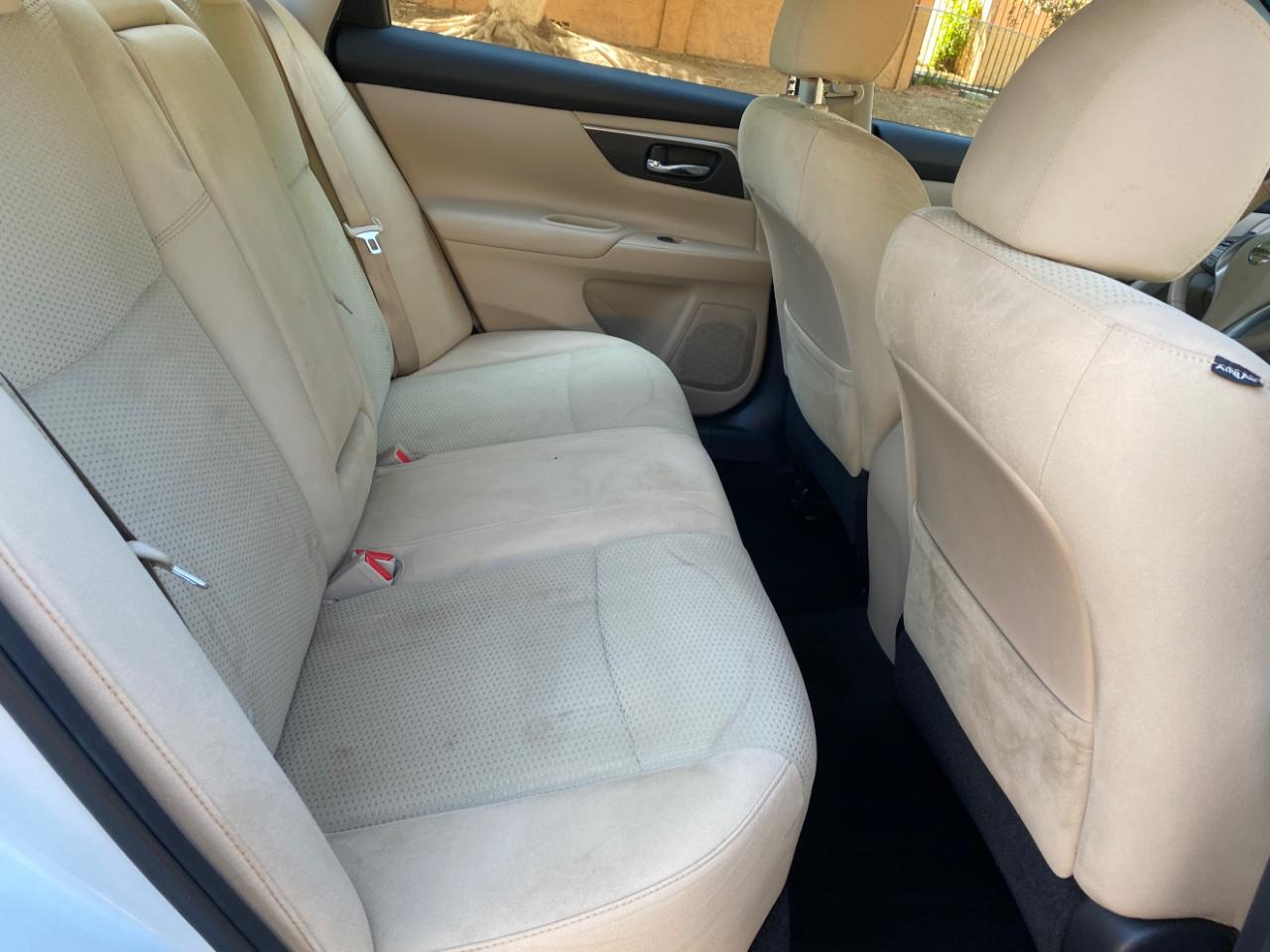 Nissan Altima 4dr Sdn I4 2.5 SV 2015