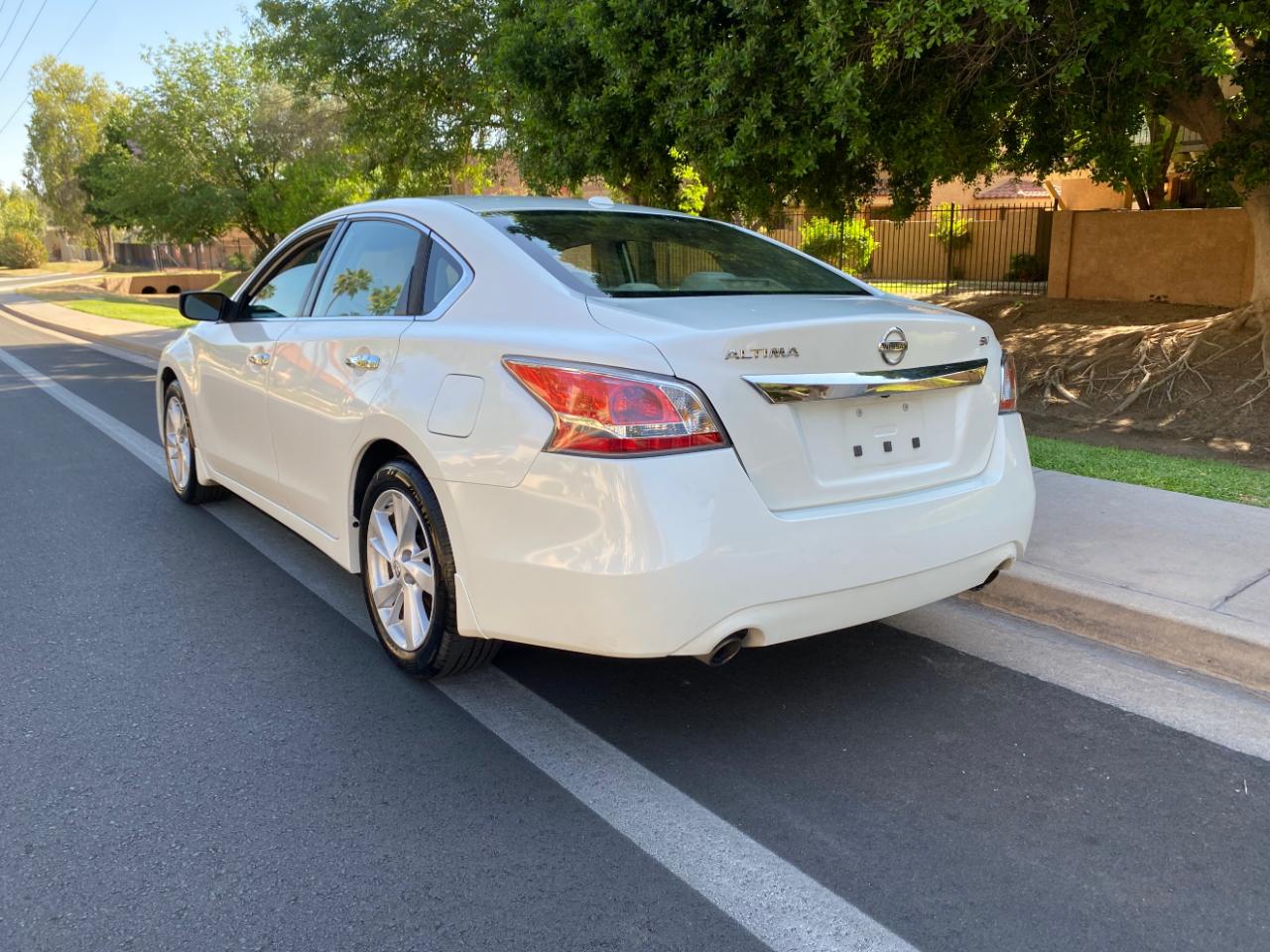 Nissan Altima 4dr Sdn I4 2.5 SV 2015