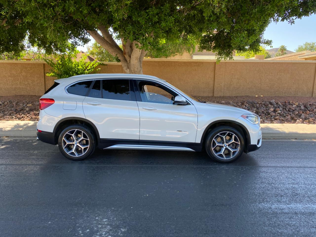BMW X1 sDrive28i Sports Activity Vehicle 2017