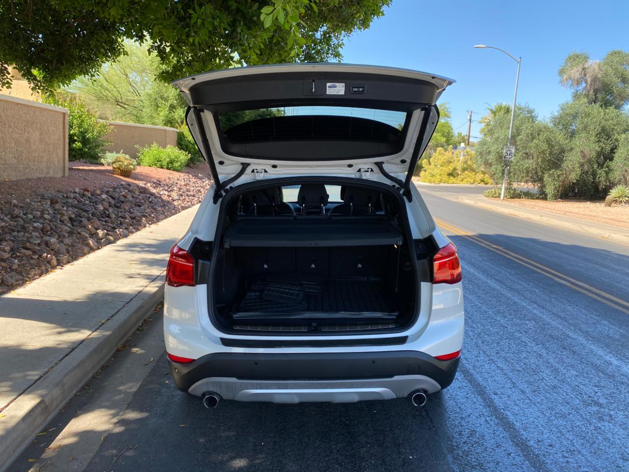 BMW X1 sDrive28i Sports Activity Vehicle 2017