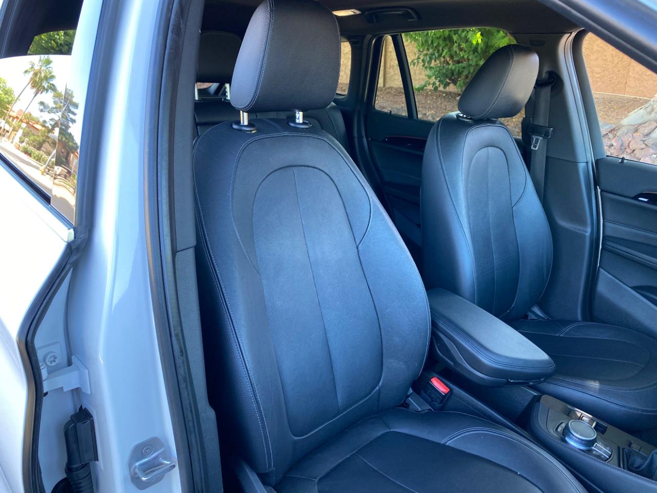 BMW X1 sDrive28i Sports Activity Vehicle 2017