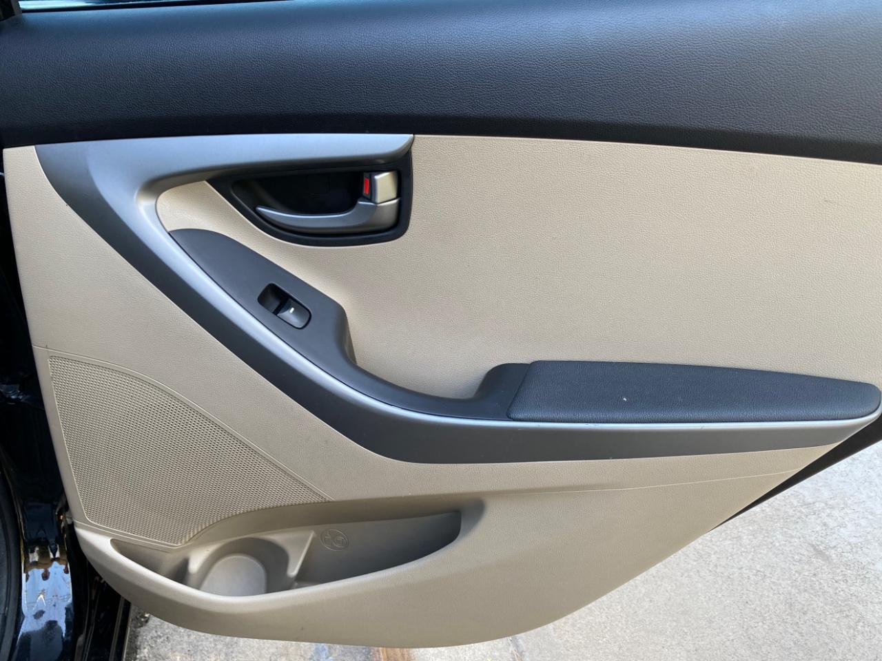 Hyundai Elantra 4dr Sdn Auto SE (Ulsan Plant) 2016
