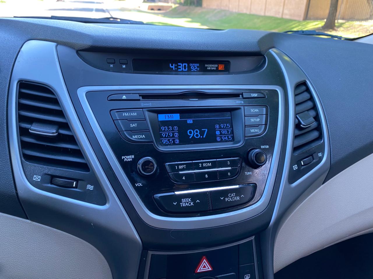 Hyundai Elantra 4dr Sdn Auto SE (Ulsan Plant) 2016