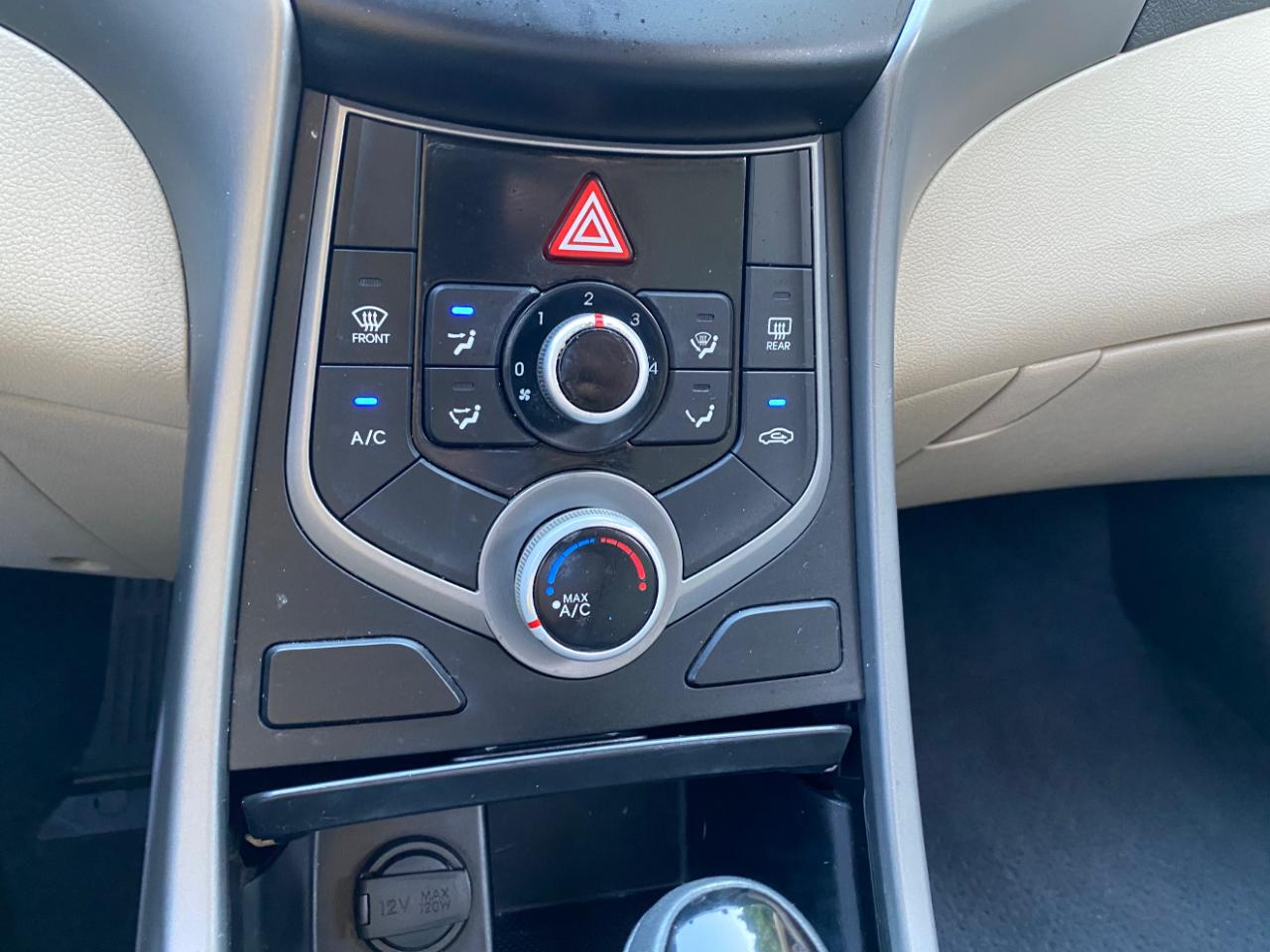 Hyundai Elantra 4dr Sdn Auto SE (Ulsan Plant) 2016