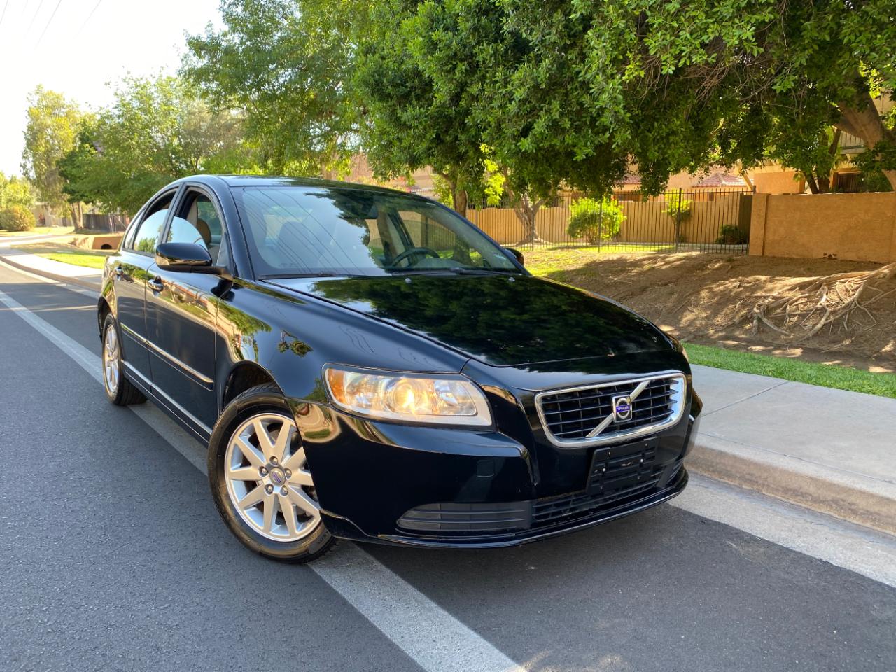 Volvo S40 4dr Sdn 2.4L FWD 2009