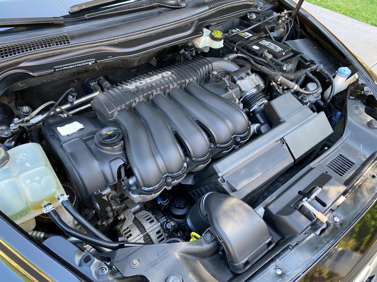 Volvo S40 4dr Sdn 2.4L FWD 2009