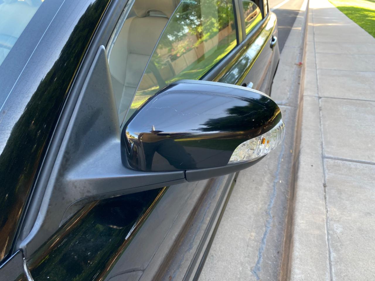 Volvo S40 4dr Sdn 2.4L FWD 2009