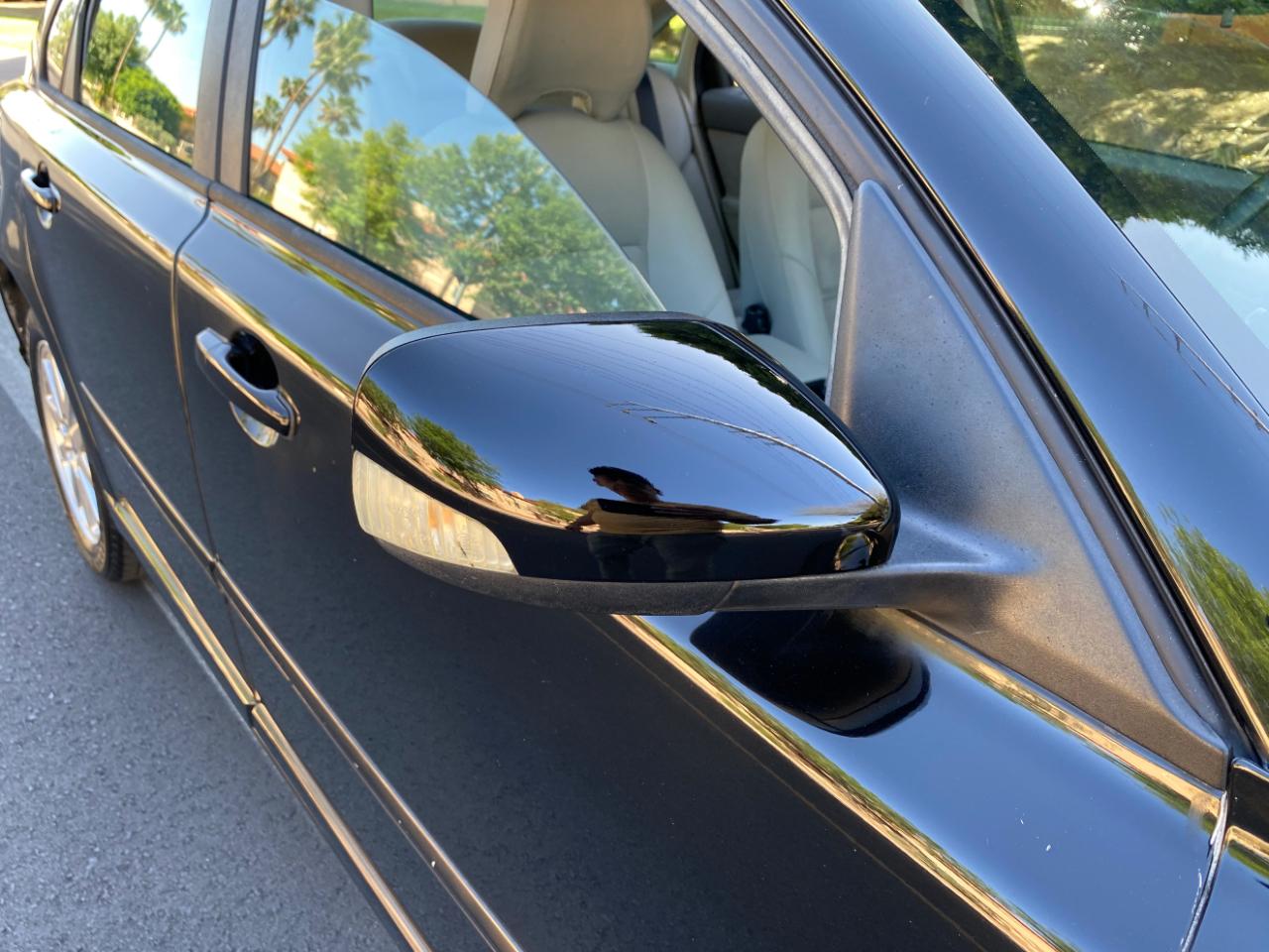 Volvo S40 4dr Sdn 2.4L FWD 2009