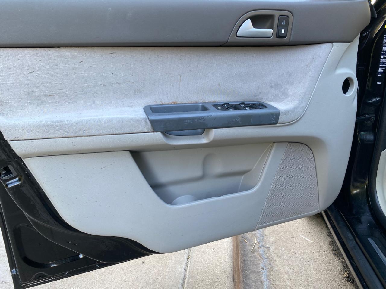 Volvo S40 4dr Sdn 2.4L FWD 2009