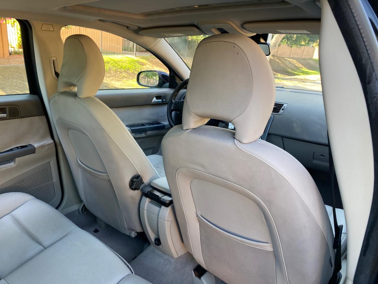 Volvo S40 4dr Sdn 2.4L FWD 2009