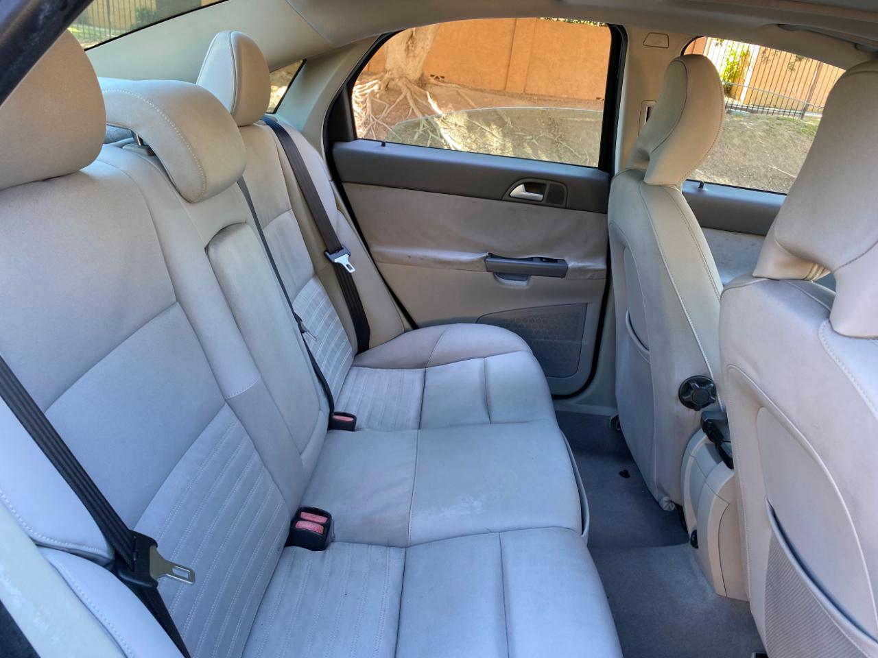 Volvo S40 4dr Sdn 2.4L FWD 2009