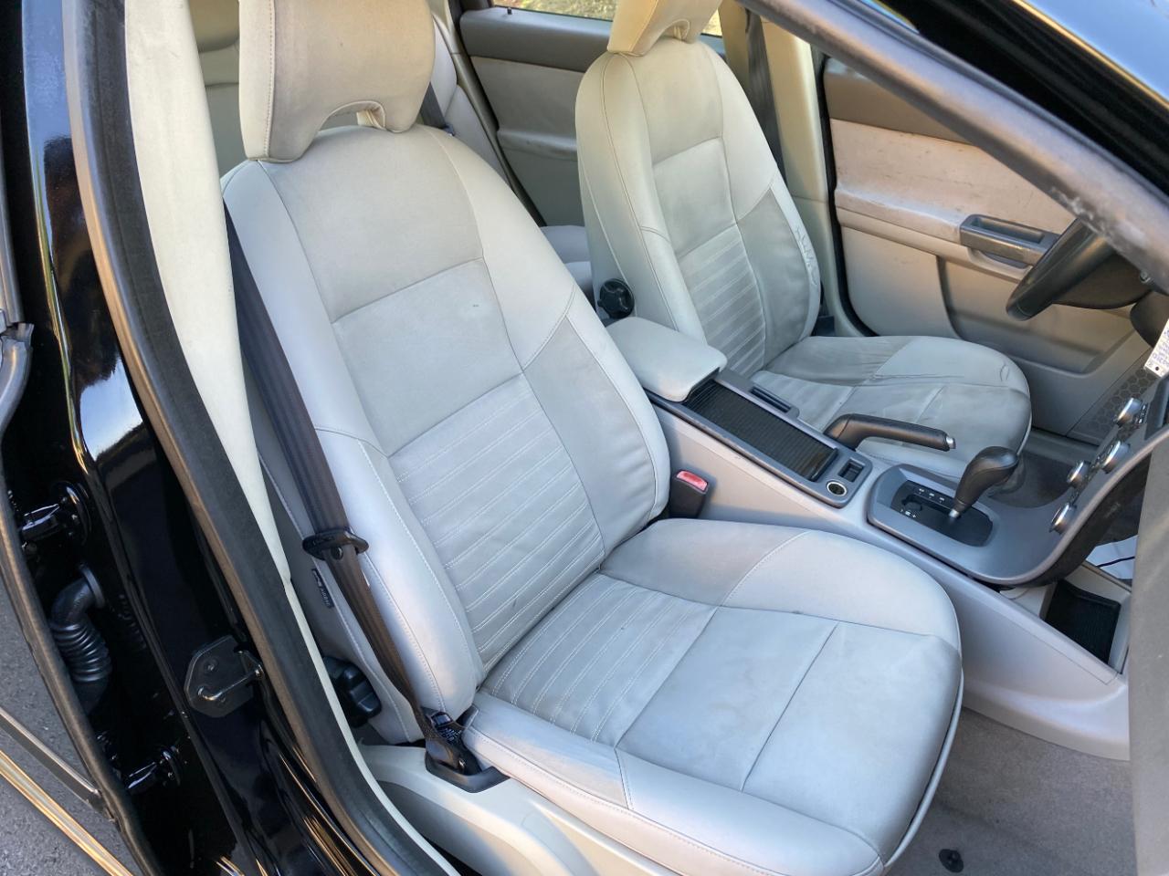 Volvo S40 4dr Sdn 2.4L FWD 2009