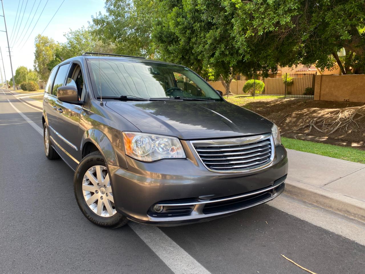 Chrysler Town & Country 4dr Wgn Touring 2016