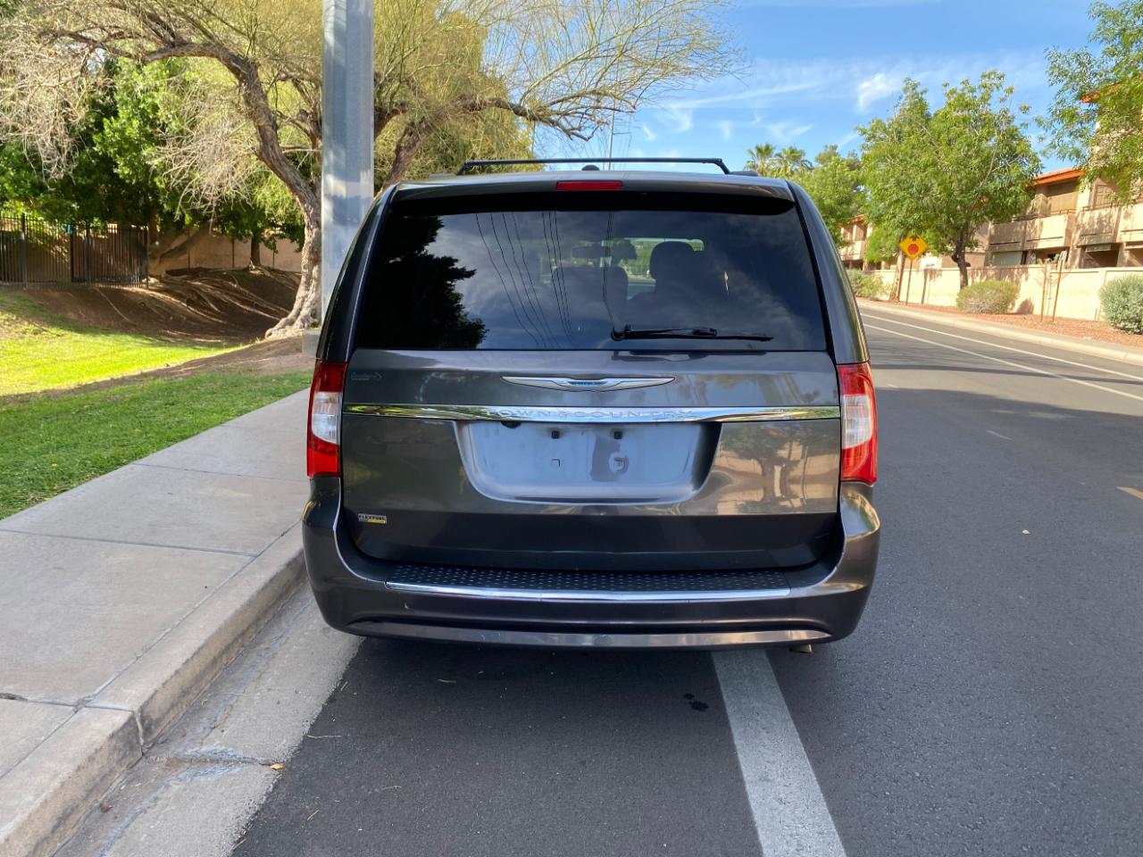 Chrysler Town & Country 4dr Wgn Touring 2016