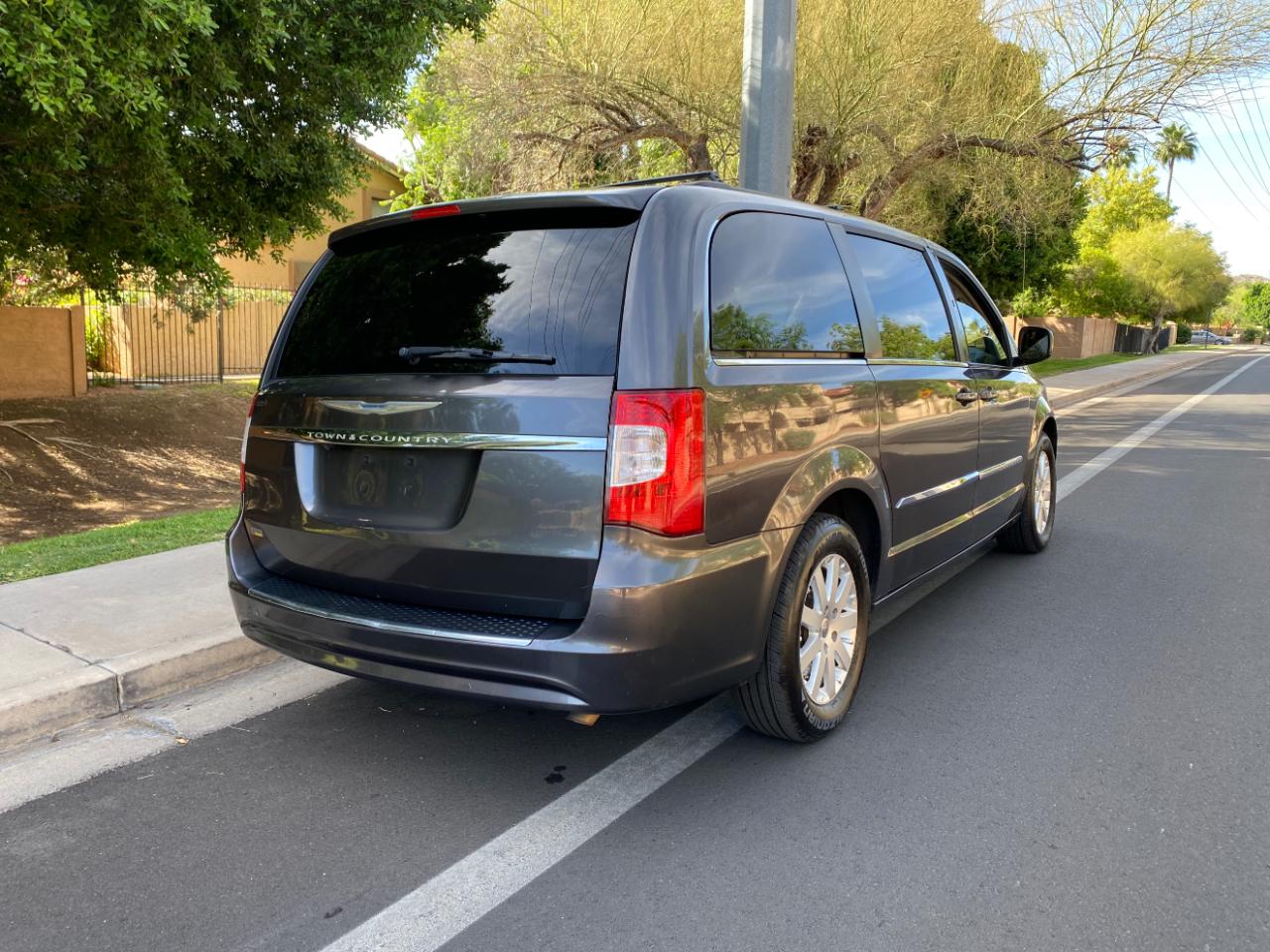 Chrysler Town & Country 4dr Wgn Touring 2016