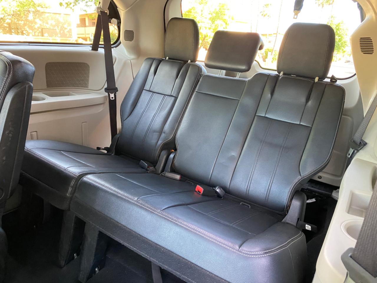 Chrysler Town & Country 4dr Wgn Touring 2016