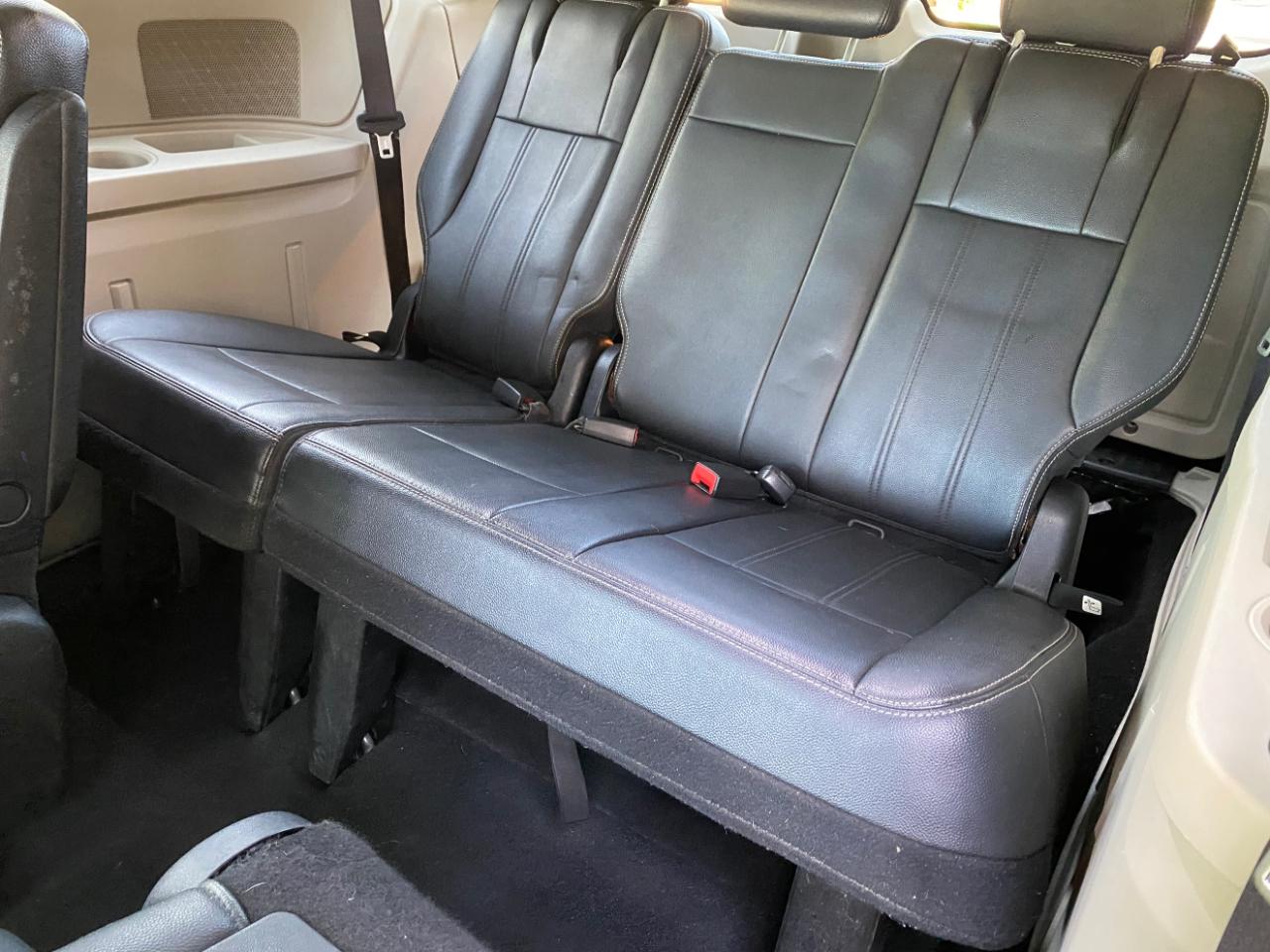 Chrysler Town & Country 4dr Wgn Touring 2016