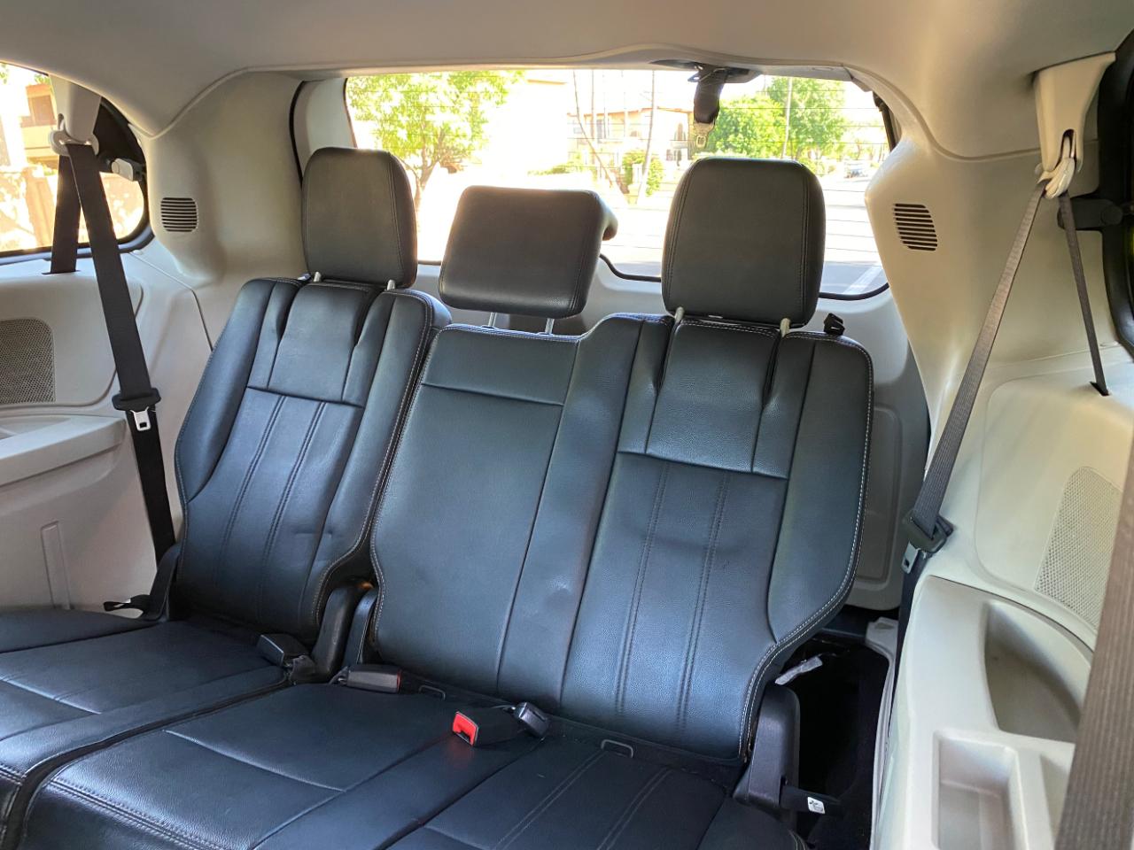 Chrysler Town & Country 4dr Wgn Touring 2016