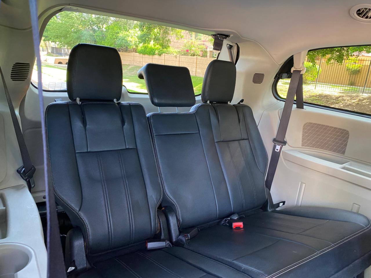 Chrysler Town & Country 4dr Wgn Touring 2016