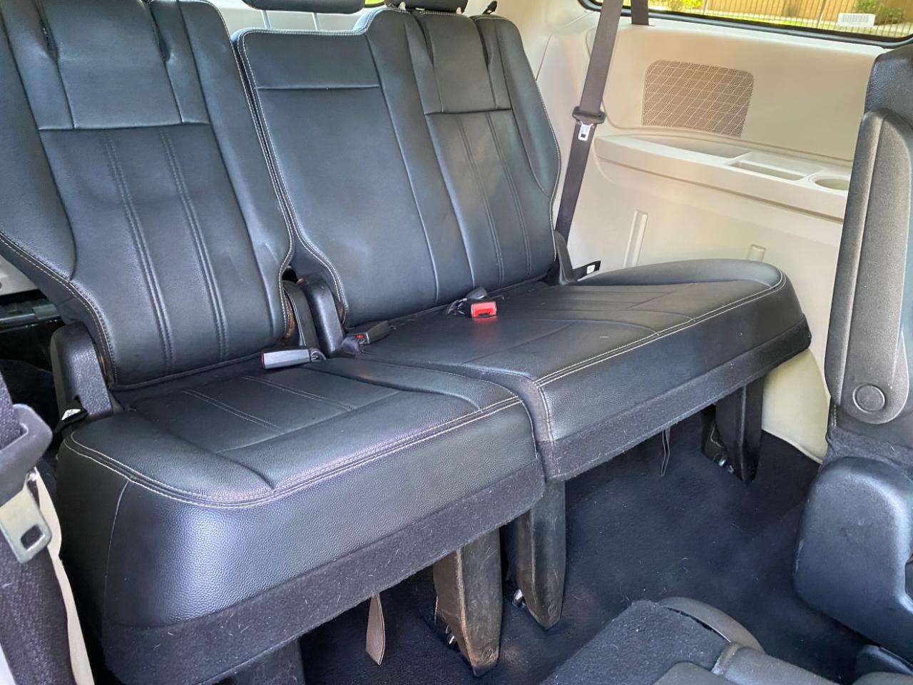 Chrysler Town & Country 4dr Wgn Touring 2016