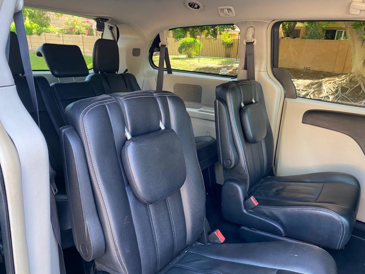 Chrysler Town & Country 4dr Wgn Touring 2016