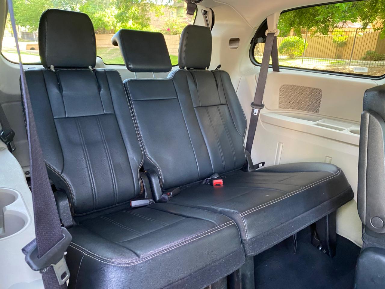 Chrysler Town & Country 4dr Wgn Touring 2016