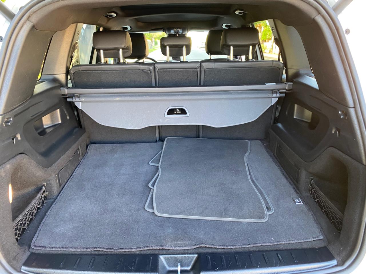 Mercedes-Benz GLB GLB 250 4MATIC SUV 2025