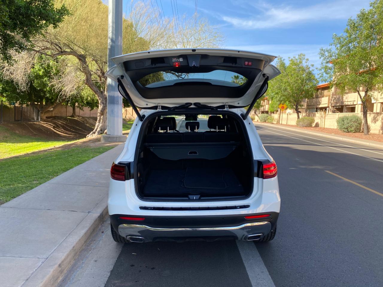 Mercedes-Benz GLB GLB 250 4MATIC SUV 2025