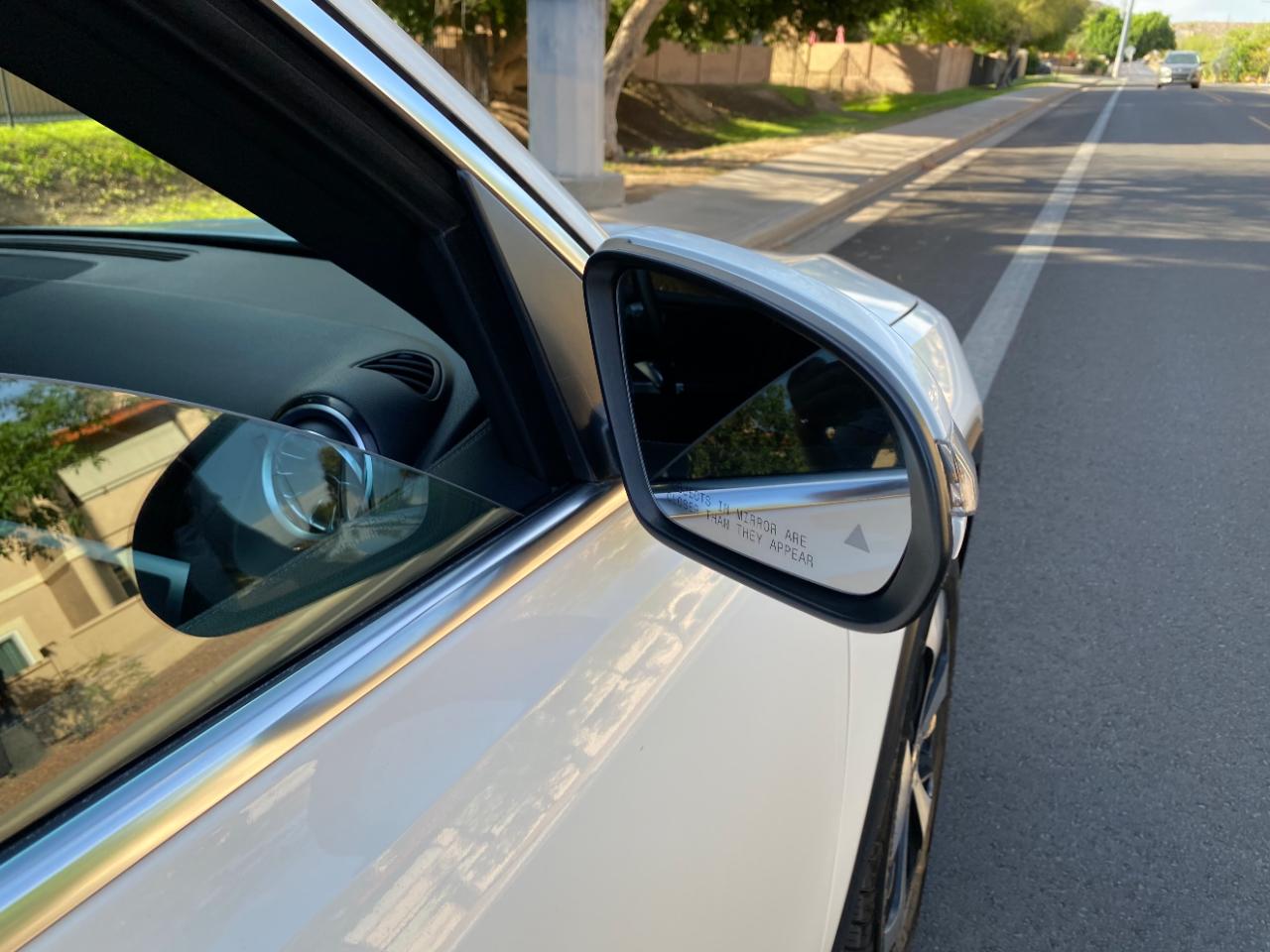 Mercedes-Benz GLB GLB 250 4MATIC SUV 2025