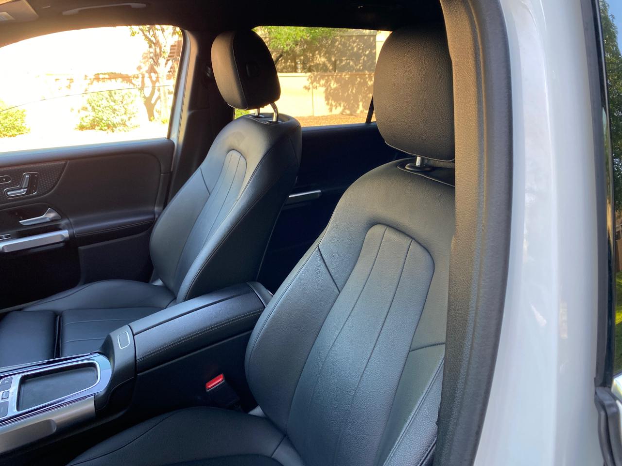 Mercedes-Benz GLB GLB 250 4MATIC SUV 2025