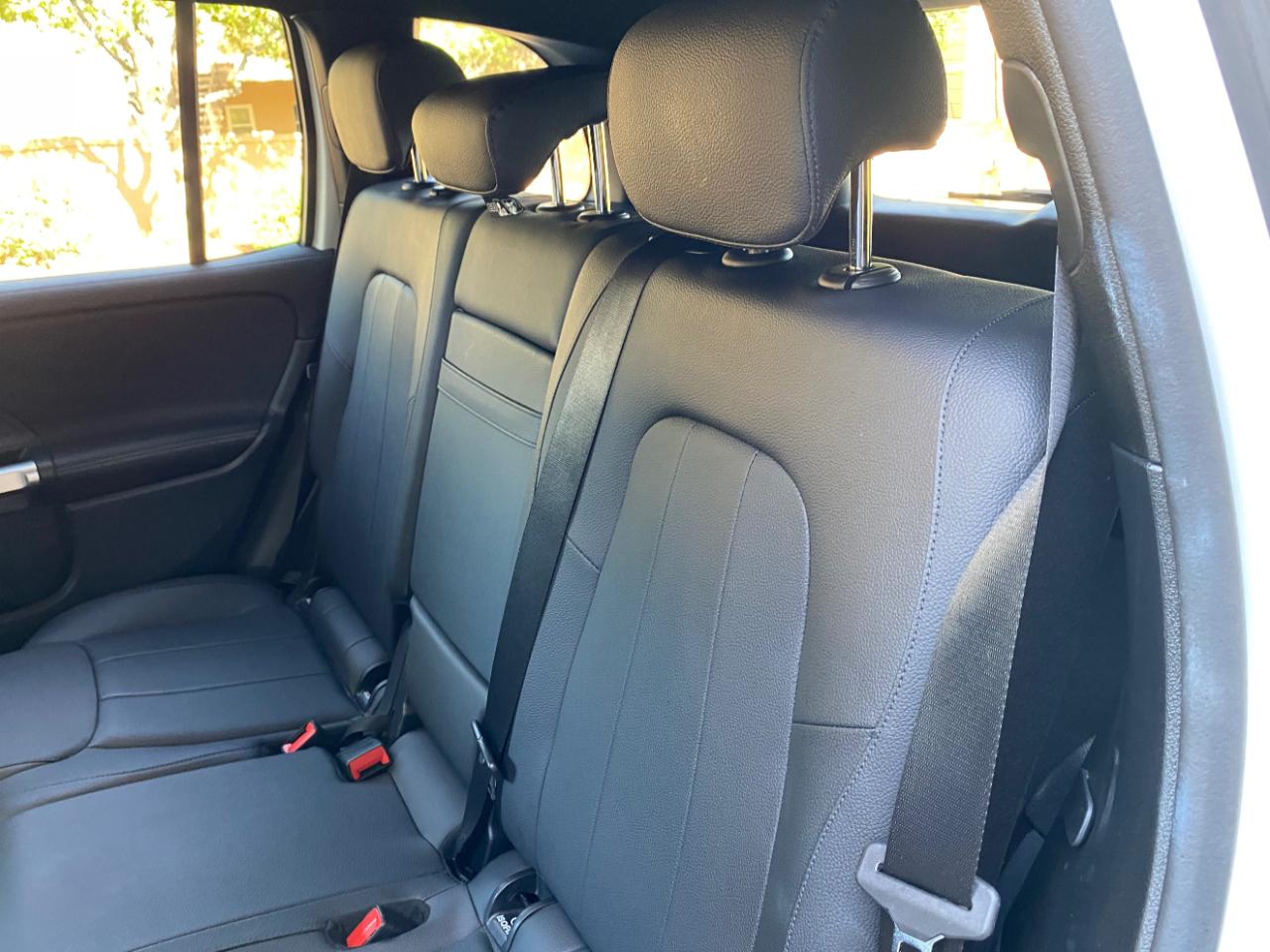 Mercedes-Benz GLB GLB 250 4MATIC SUV 2025