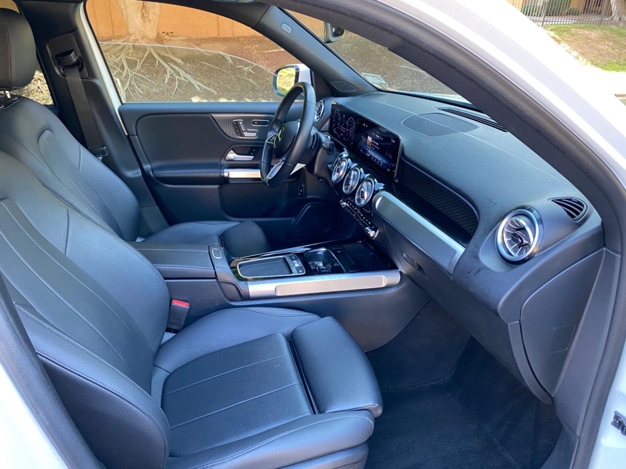 Mercedes-Benz GLB GLB 250 4MATIC SUV 2025