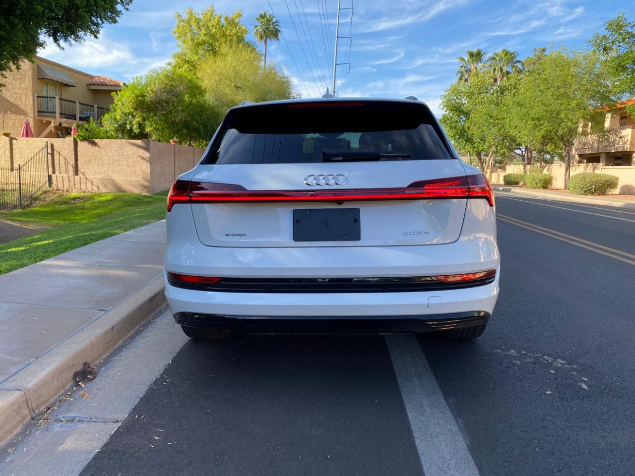 Audi E-Tron Premium quattro 2021