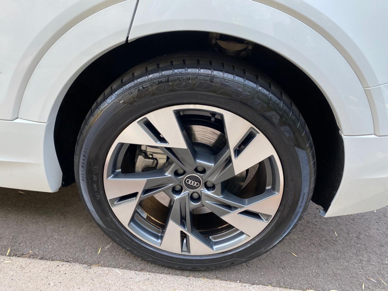 Audi E-Tron Premium quattro 2021