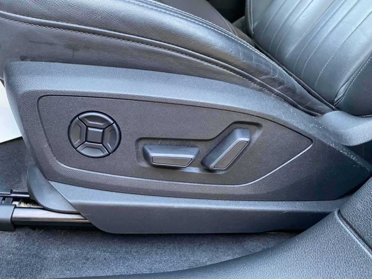 Audi E-Tron Premium quattro 2021