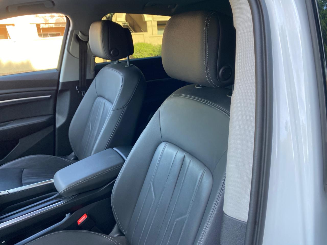 Audi E-Tron Premium quattro 2021