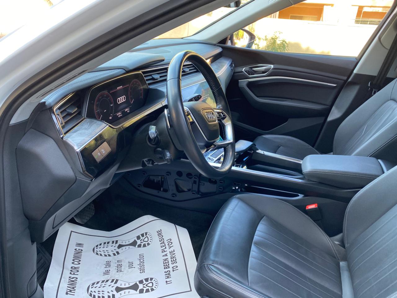 Audi E-Tron Premium quattro 2021