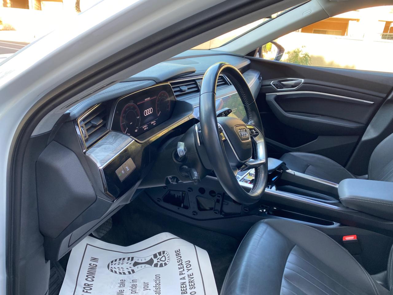 Audi E-Tron Premium quattro 2021